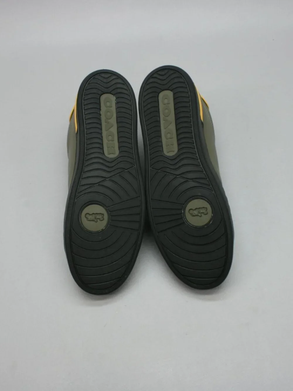 Coach men 10